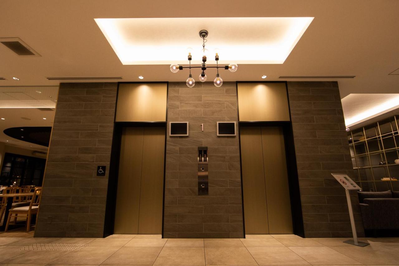 Quintessa Hotel Osaka Shinsaibashi Comic & Books Exterior foto